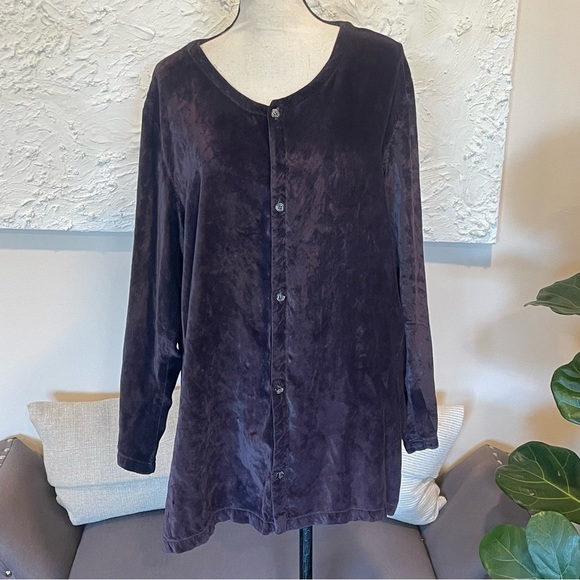 CP Shades Women’s Velvet Button Down Long Sleeve Tunic Top Purple Plum Sz M - Picture 1 of 7